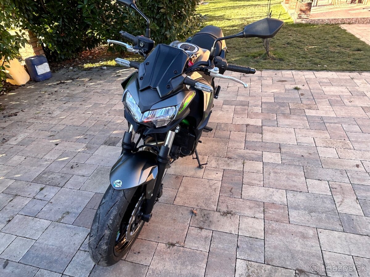 Kawasaki Z650 - 9