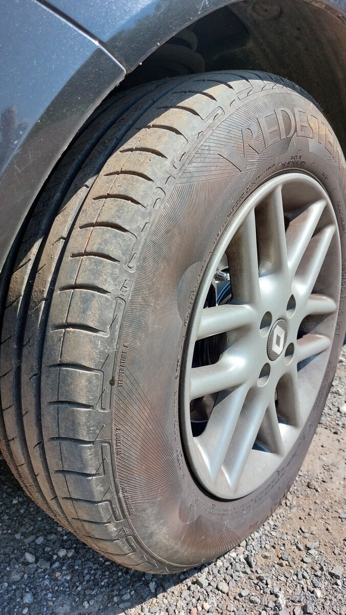 Renault Scénic II , 1,6 benzín - 9