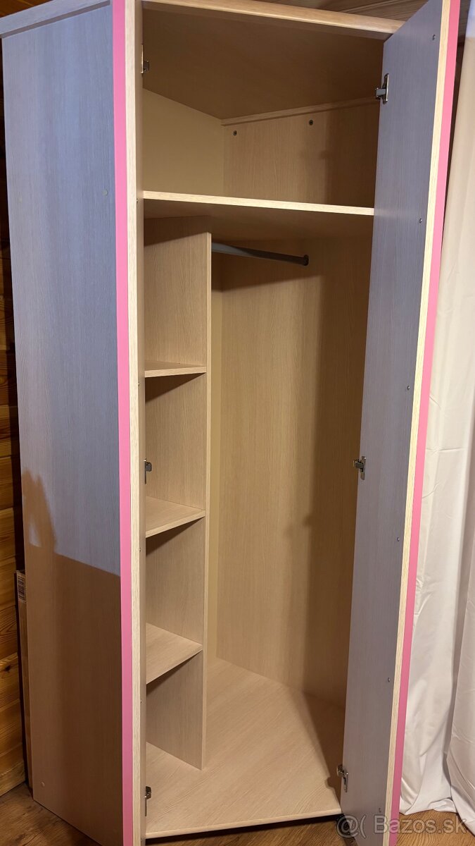Rohova skrina - 9