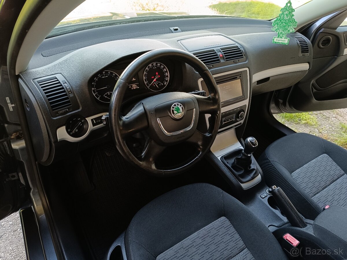 ✳️Škoda Octavia Combi 1.6 TDI CR DPF Ambiente 219000 KM✳️ - 9