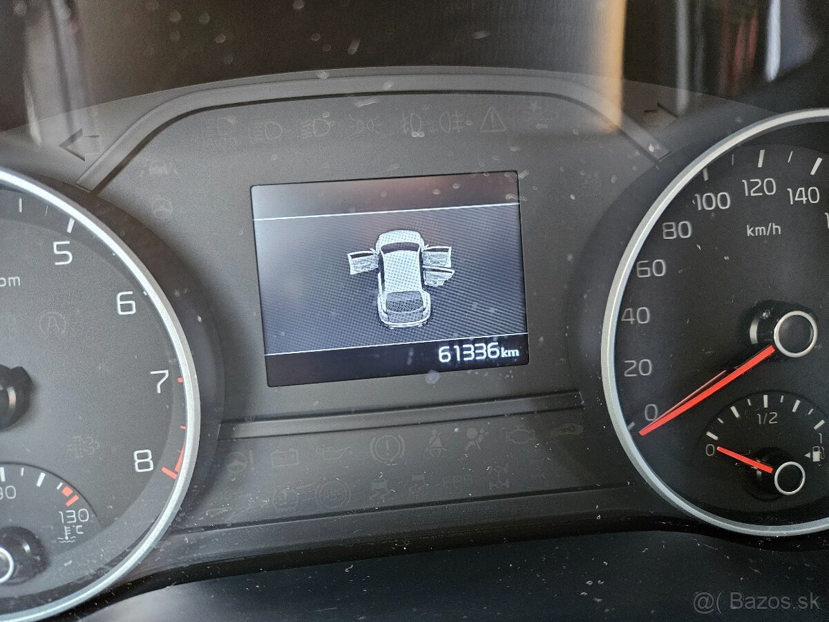 Predám Kia Sportage v zaruke - 9