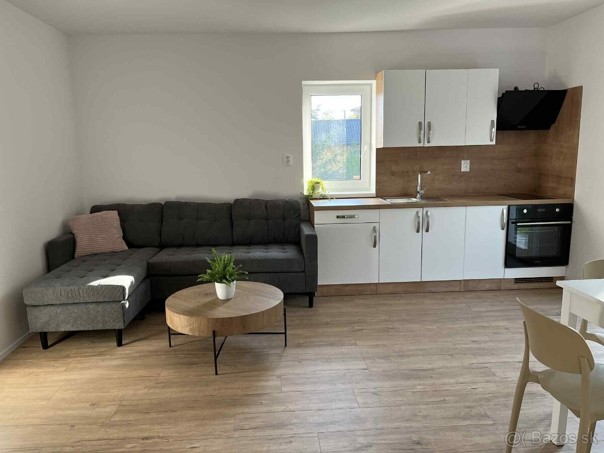 Prenájom: NOVÝ byt s TERASOU a PARKOVANÍM - Sabinov - 9