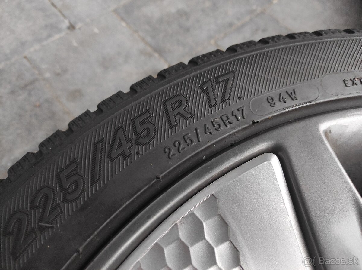 Zimná sada 17" 5x114,3 Hyundai 225/45 R17 - 9