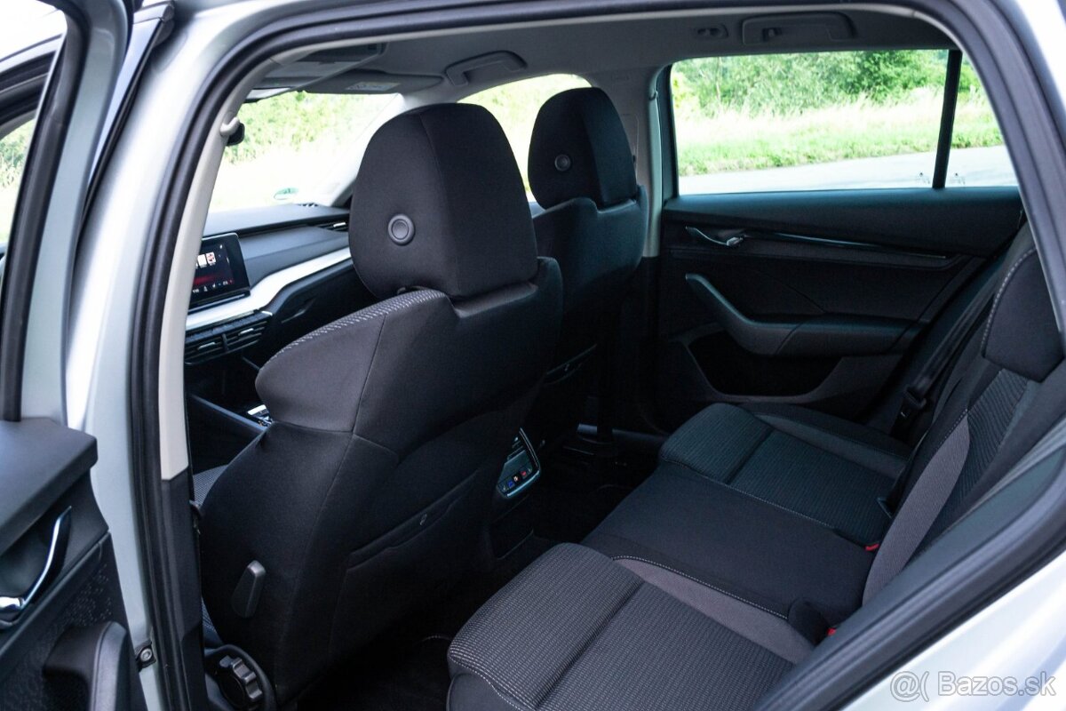 Škoda Octavia Combi 2.0 TDI SCR Style DSG - 9