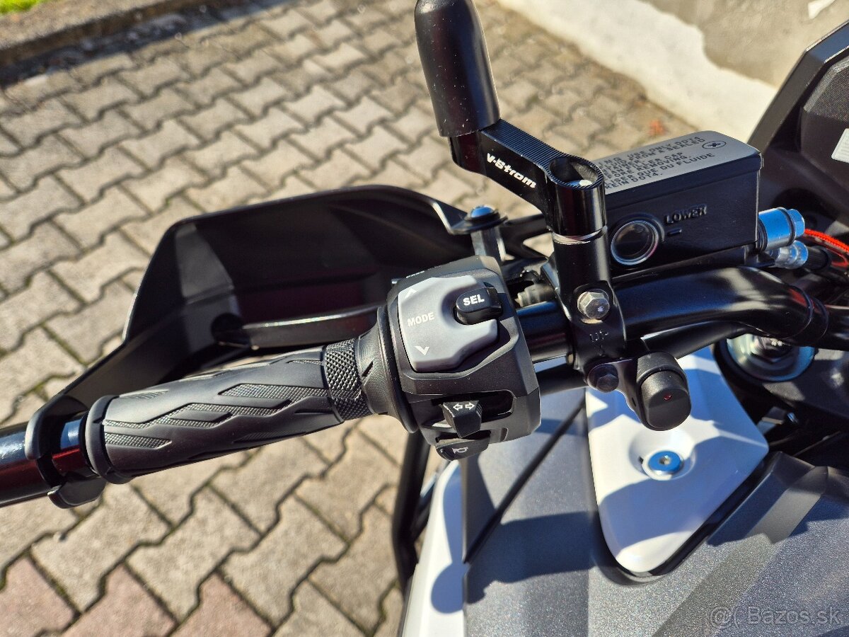 Suzuki DL 1000 V Strom - 9