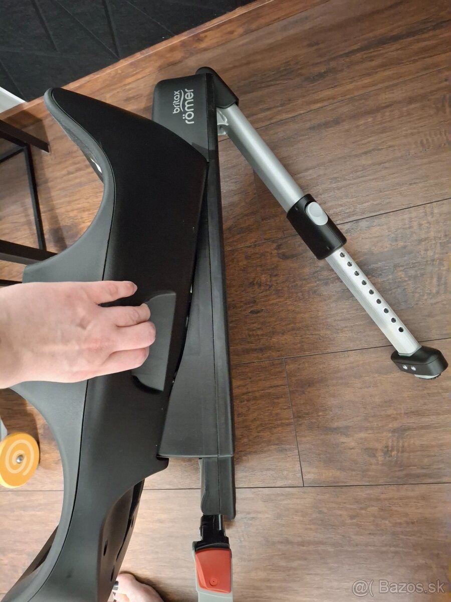 ISOFIX + vajíčko Britax romer baby safe 3 i size - 9