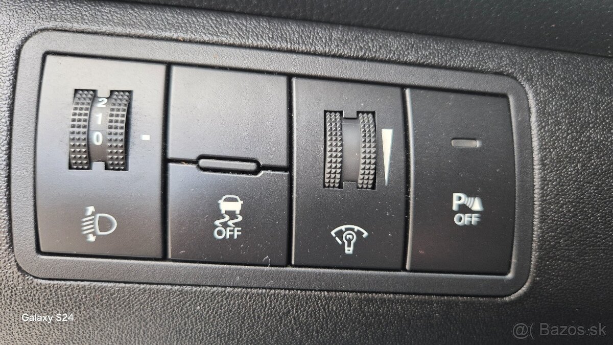 Hyundai IX20 , 1,4B, 93500 KM 2012 - 9