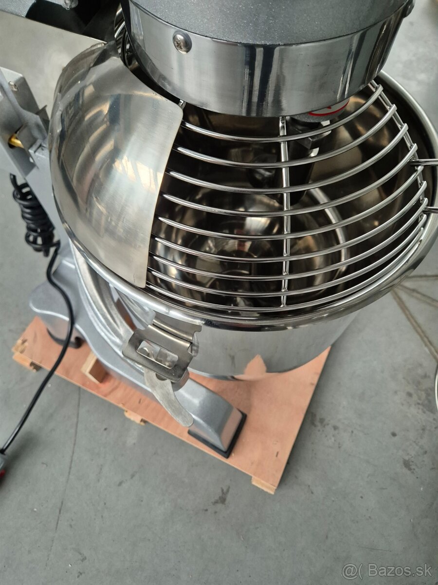 KUCHYŇSKKÝ ROBOT 10L ŠLAHAČ MIESIČ CESTA - 9