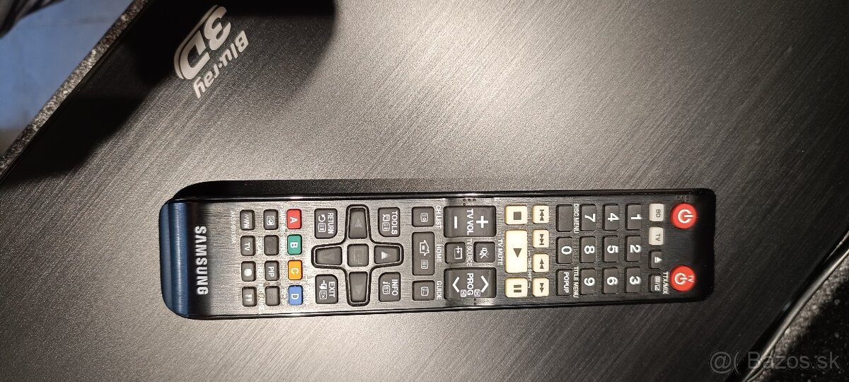 Predám HDD recordér s dig. TV tunerom + 3D Blu-ray prehrávač - 9