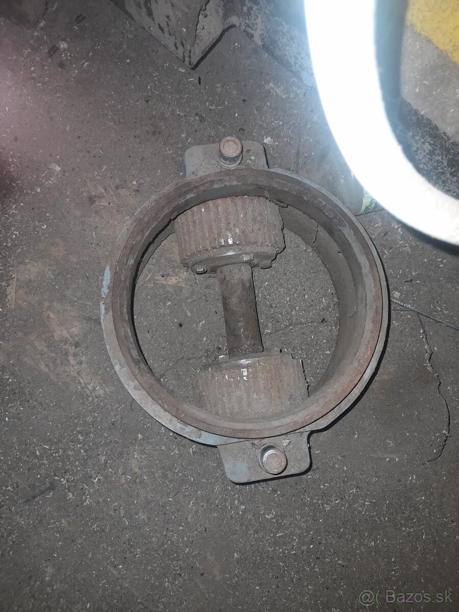 Briketovacie a drviace stroje - 9