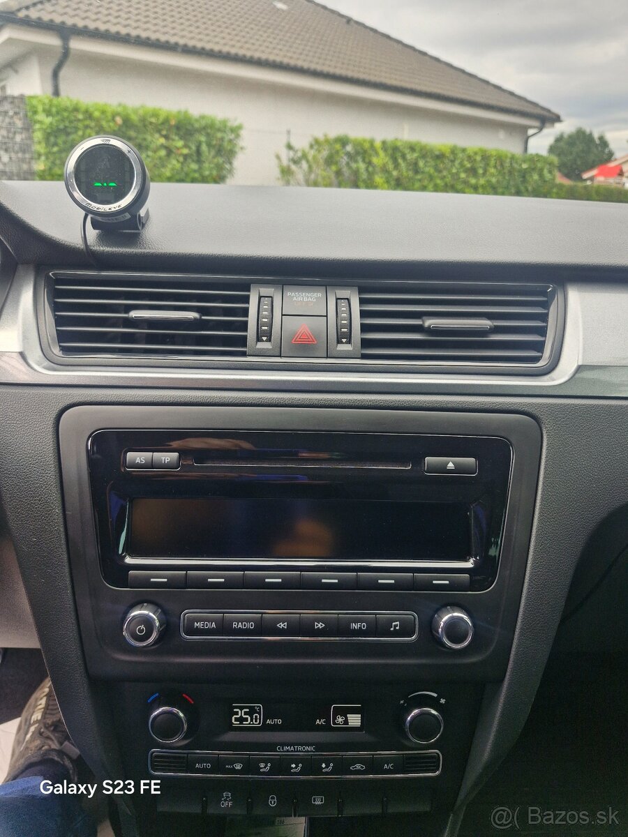 Skoda Rapid Spaceback 1.6 TDI 66kw - 9