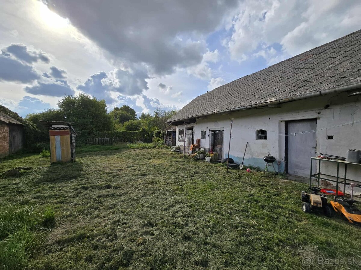 Vidiecky rodinný domček - 9