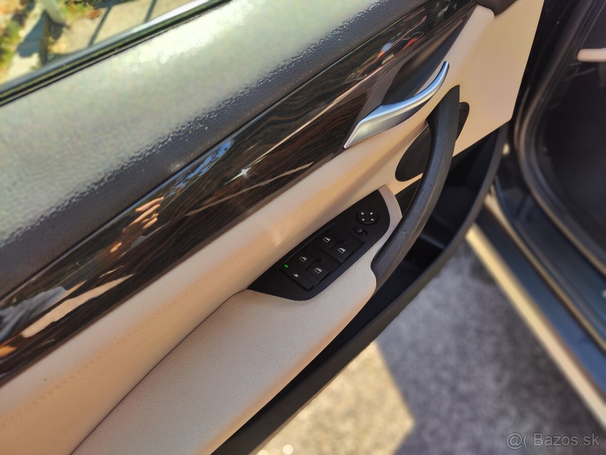 X1, xdrive25i, benzin, A/T - 9