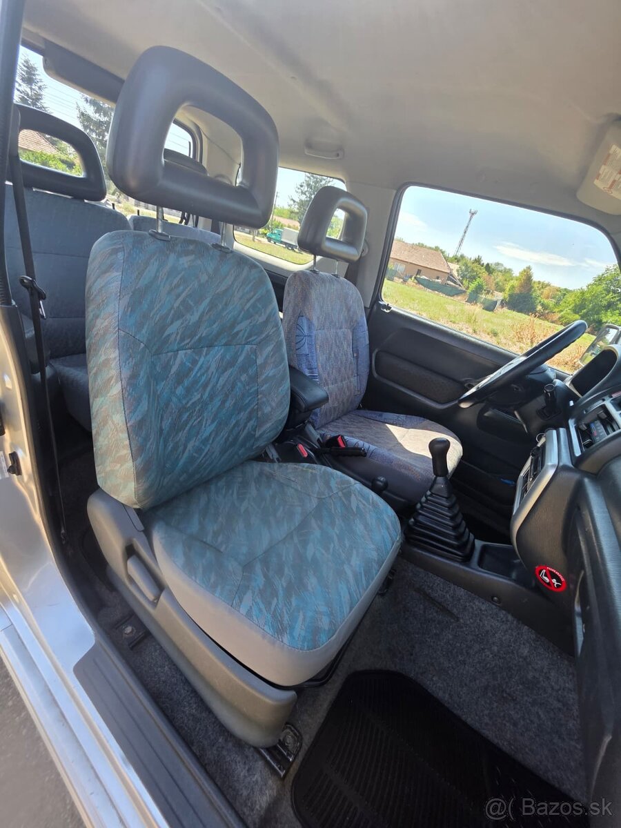 Suzuki Jimny 1.3i 4WD Nová STKEK - 9