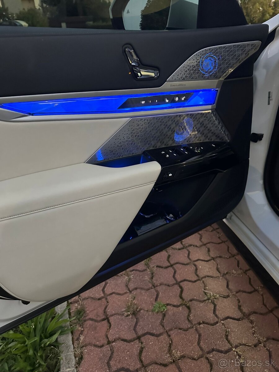 BMW 740d M XDRIVE - 9