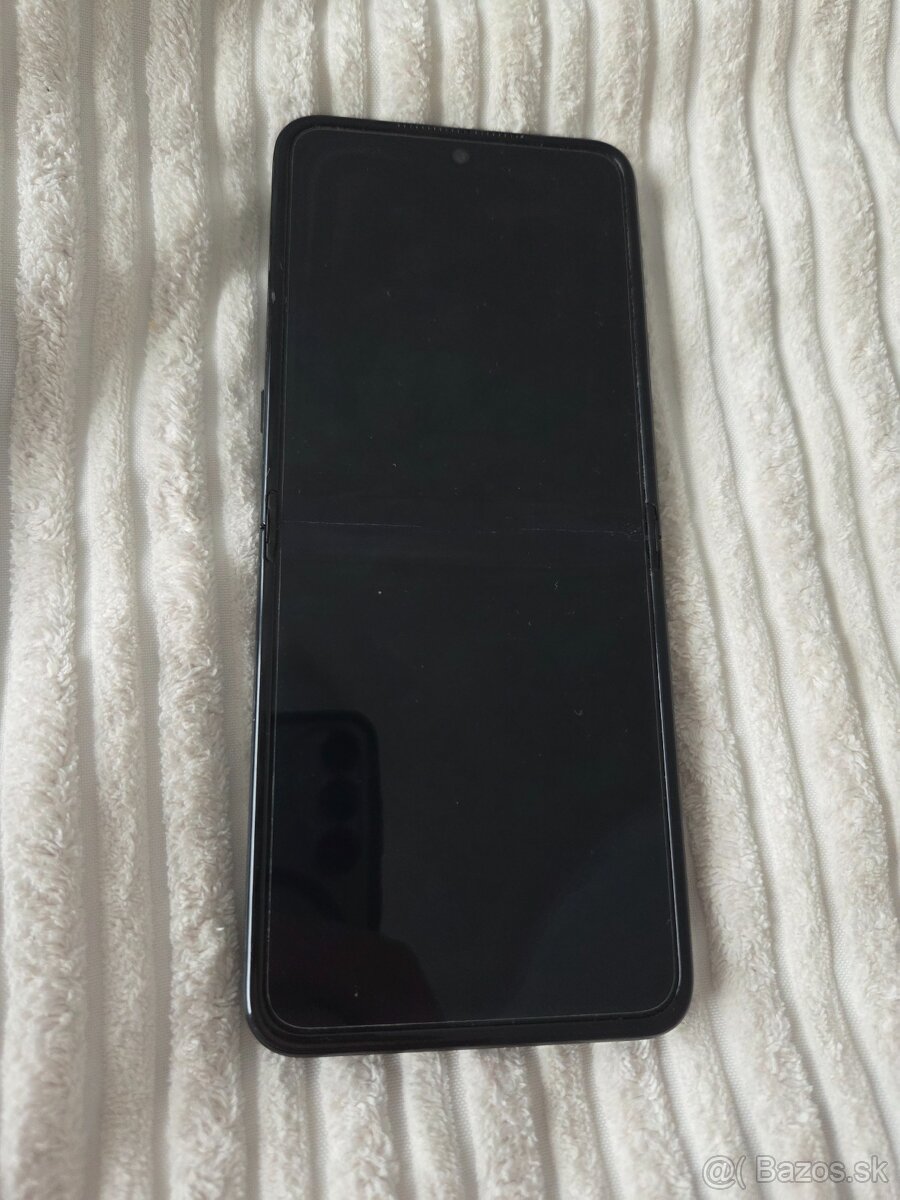 Moto razr 60 ultra - 9