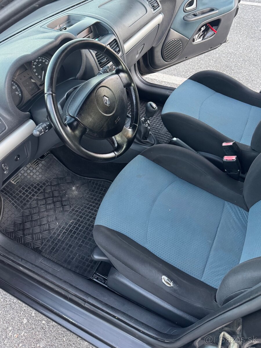 Renault Clio Storia 1.2 16v - 9