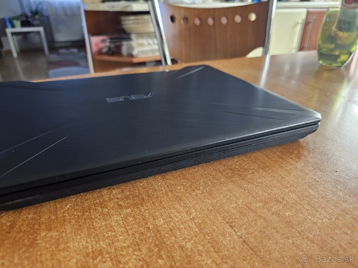 Herný notebook Asus TUF gaming FX505DU - 9