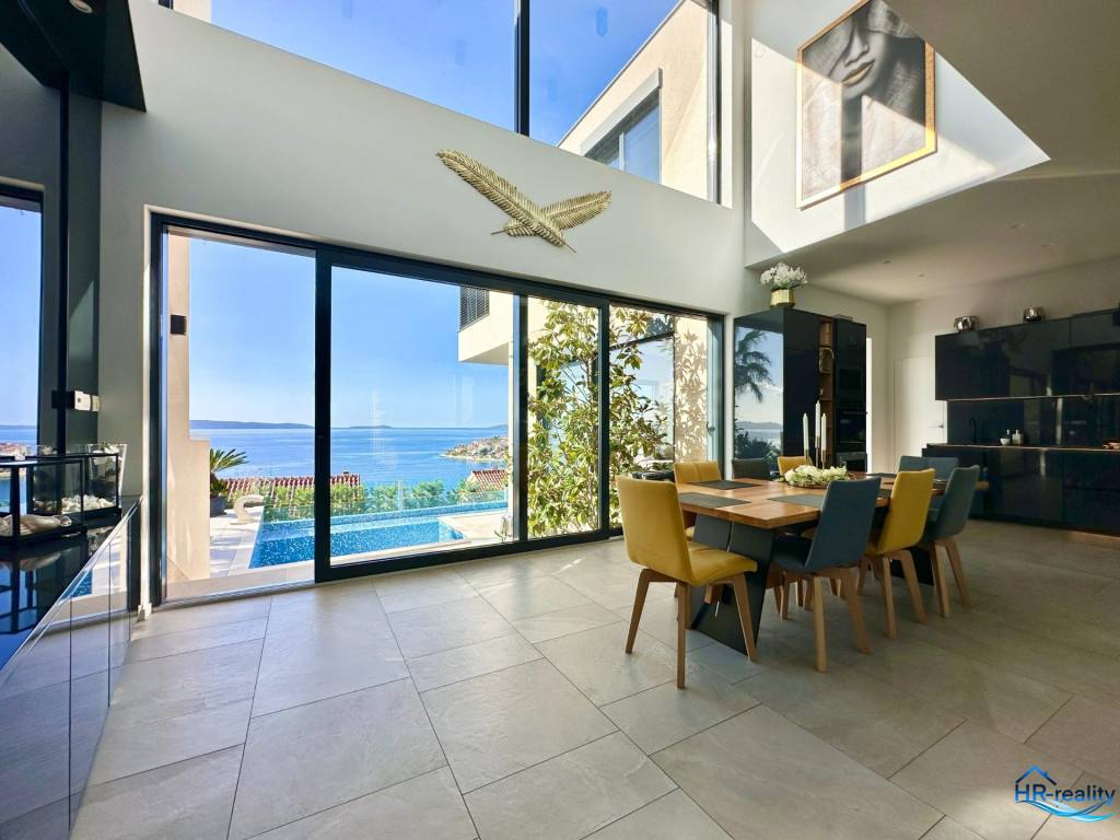 Trogir, Čiovo - luxusná vila s nádherným výhľadom na more - 9
