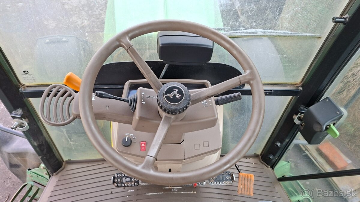 JOHN DEERE 6100MC 4X4 - 9