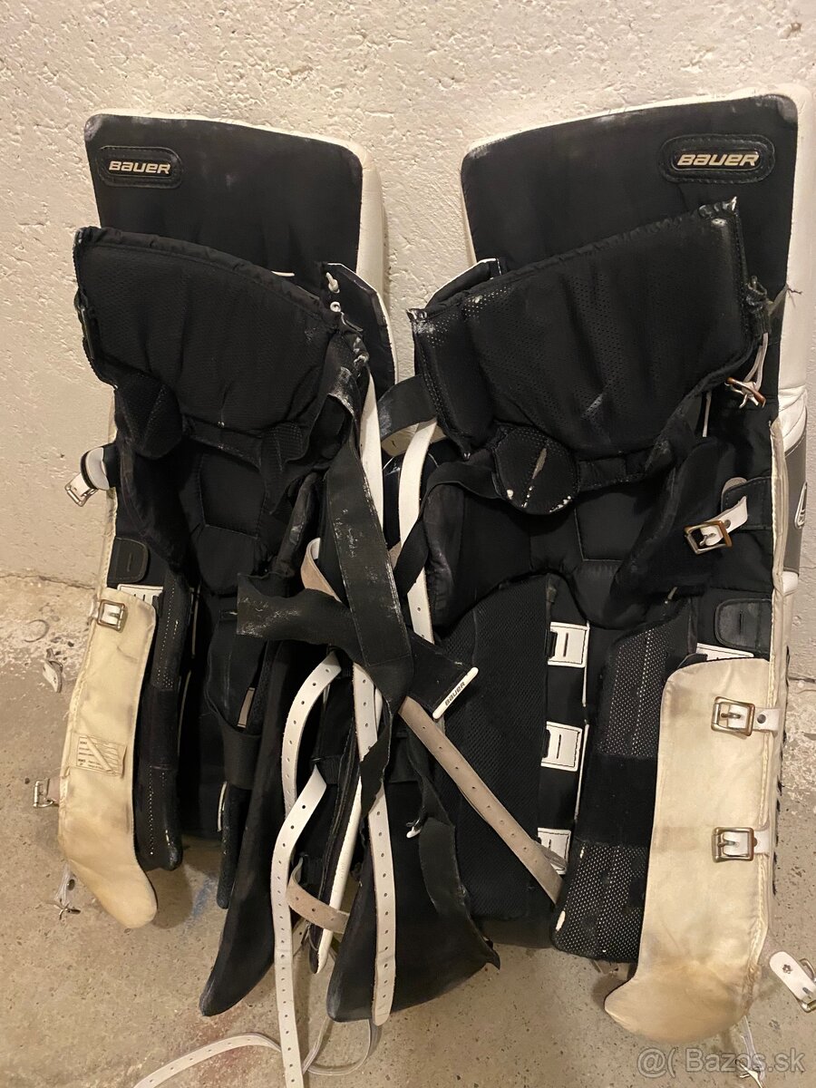 Brankárska hokejová vystroj - 9