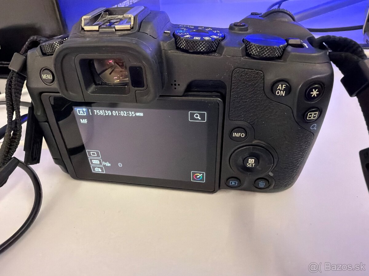 Canon EOS RP - 9