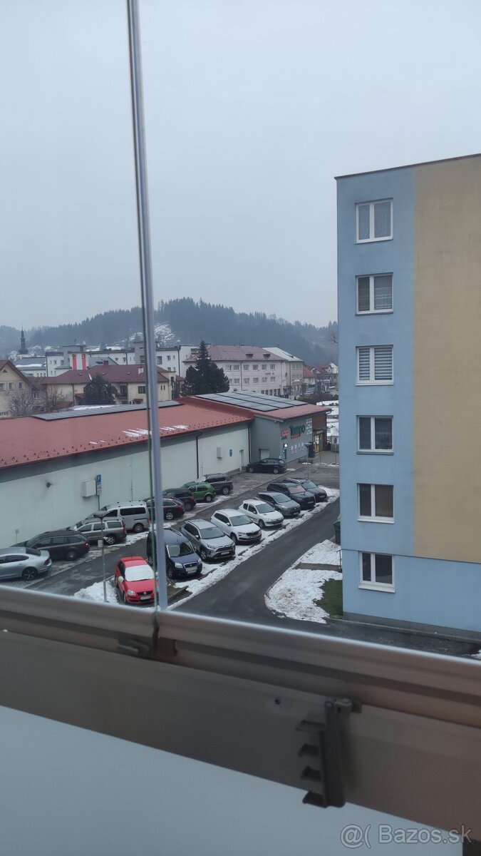 Slnečný 3-izbový byt - 9