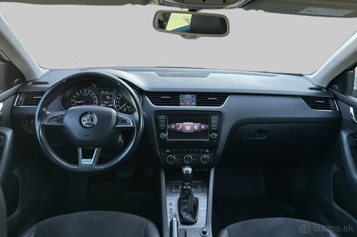 Škoda Octavia Combi SCOUT2.0 TDI DSG 4x4 - 9