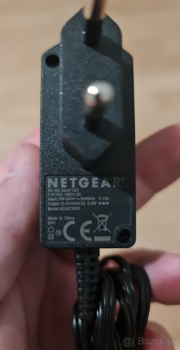 Netgear ProSAFE GS105 GbE switch - 9