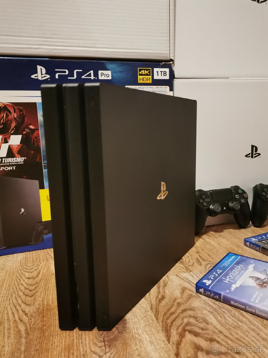PS4 PRO 1TB - 9