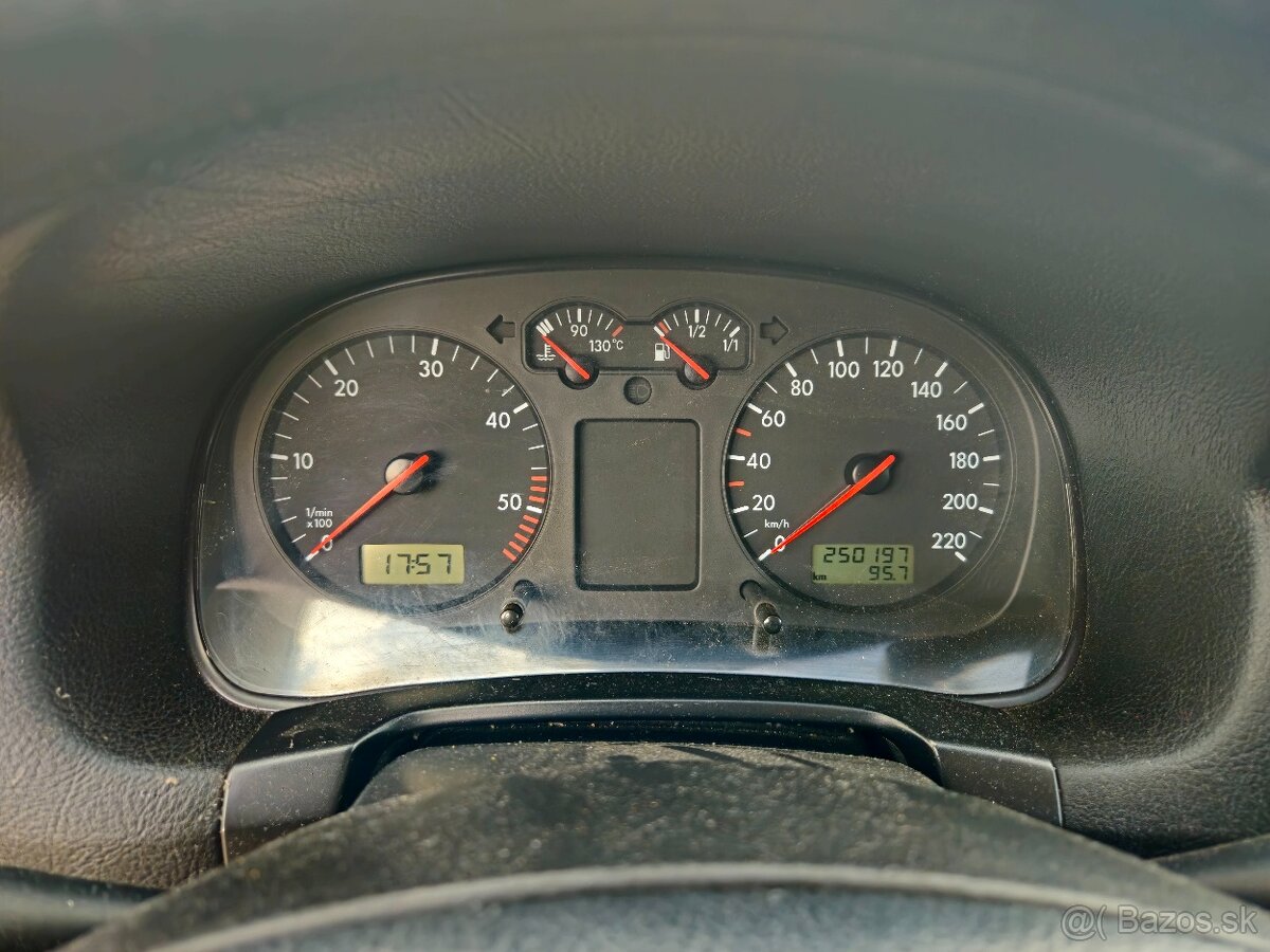 Volkswagen golf 4 - 1,9Tdi 66kw - 9
