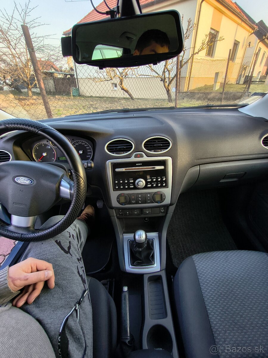 Ford FOCUS 1.6 tdci - 9