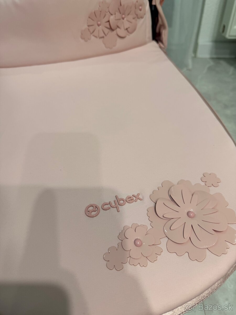 Cybex Priam vanička Simply Flowers pink 4.0 - 9