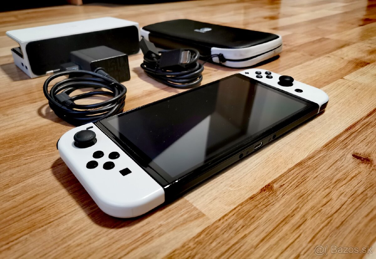 Nintendo Switch Oled (4 Hry v cene) - 9