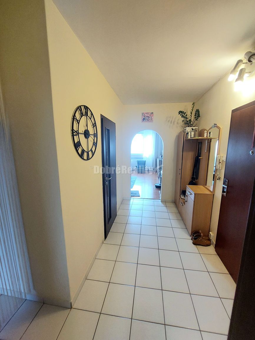 DOBRÉ REALITY ponúkajú krásny a príjemný byt v super lokalit - 9