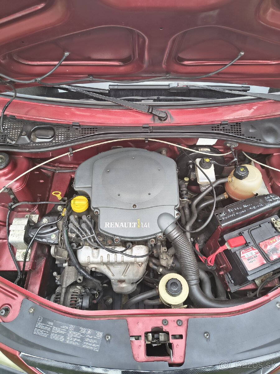 Dacia Logan 1,4i 55kw 2005r. - 9