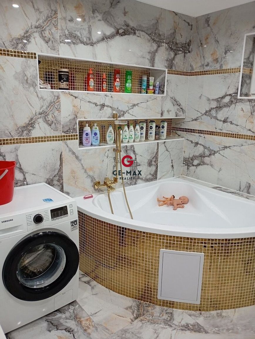 Na predaj: Rodinný dom po rozsiahlej rekonštrukcii – Sečovce - 9