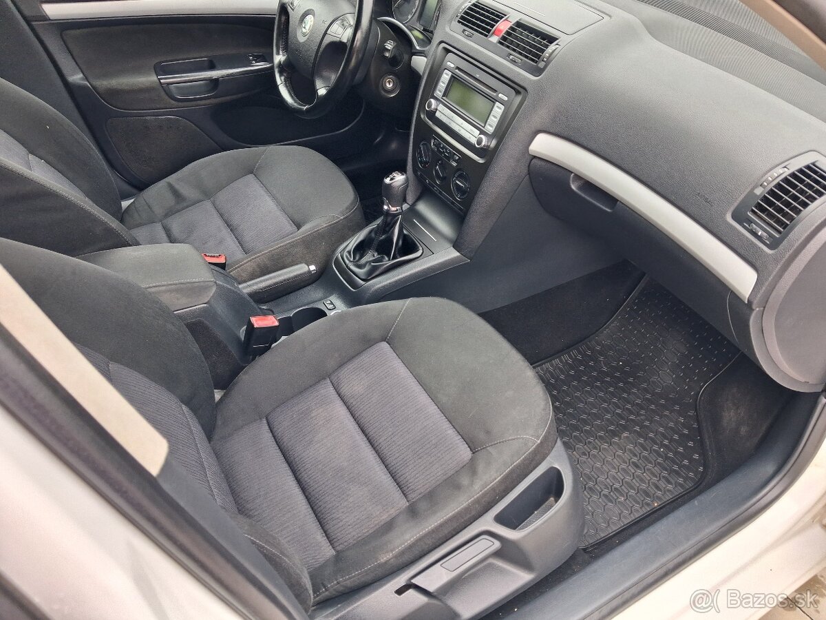 Predam škoda octavia 2 1.9 tdi kw 77 r.v 2007 - 9