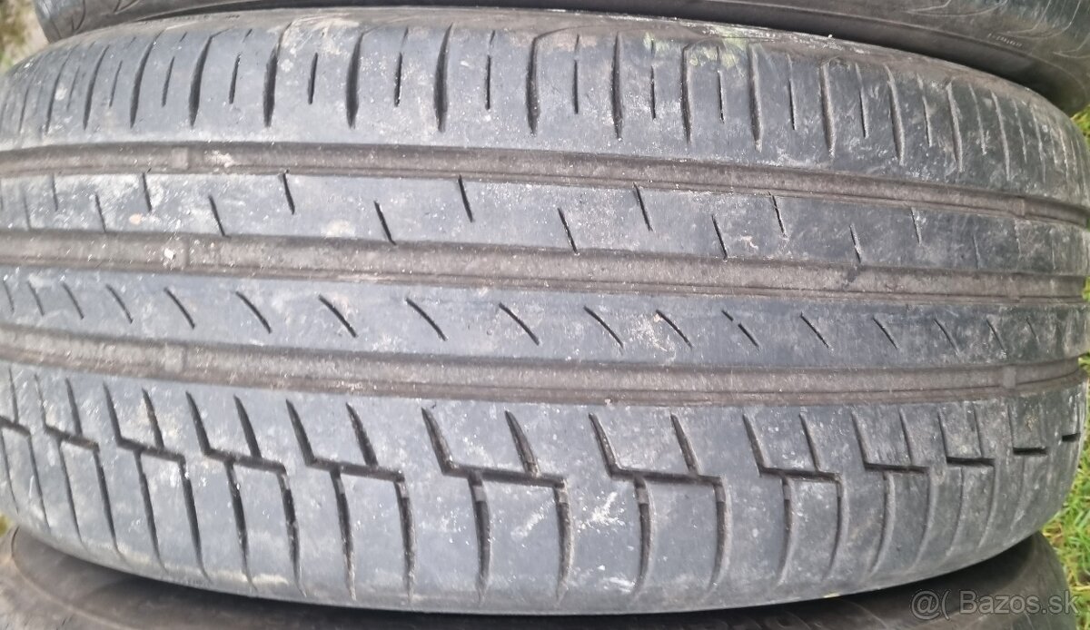 Predam pneu Continental 225/50R17 - 9