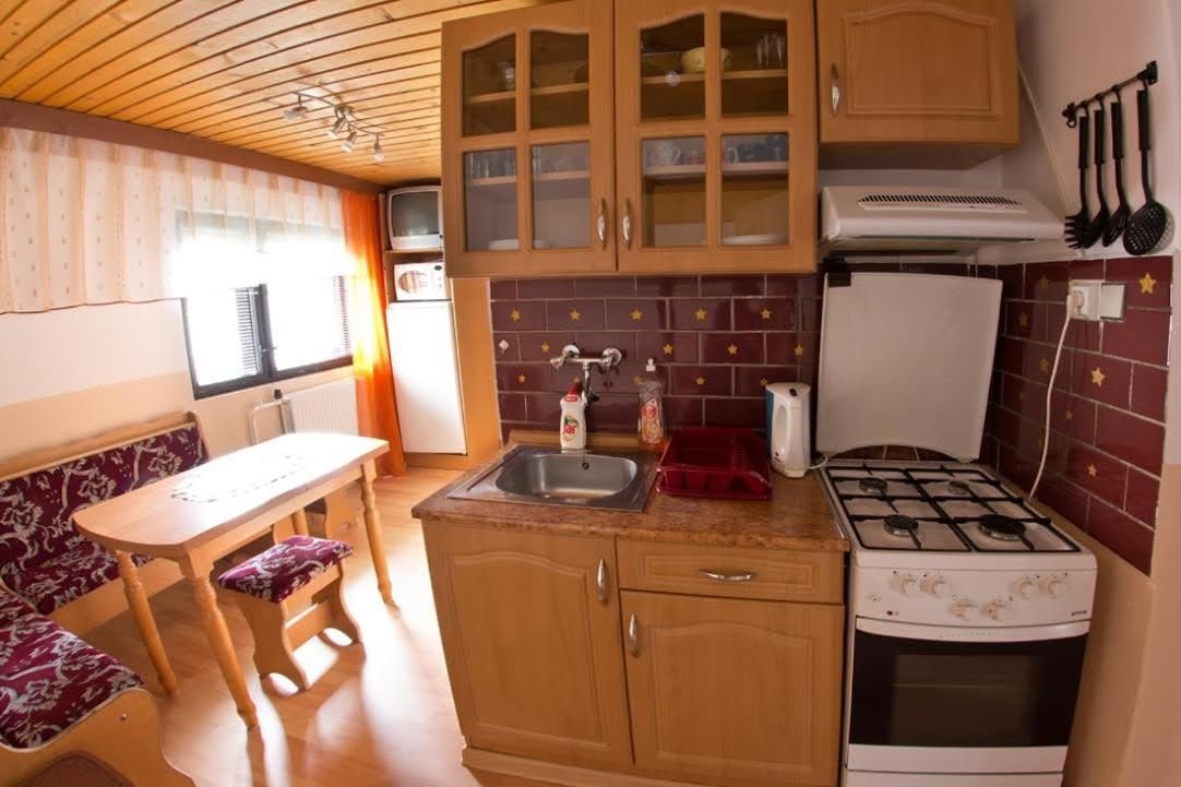 celý domček na prenájom - 9