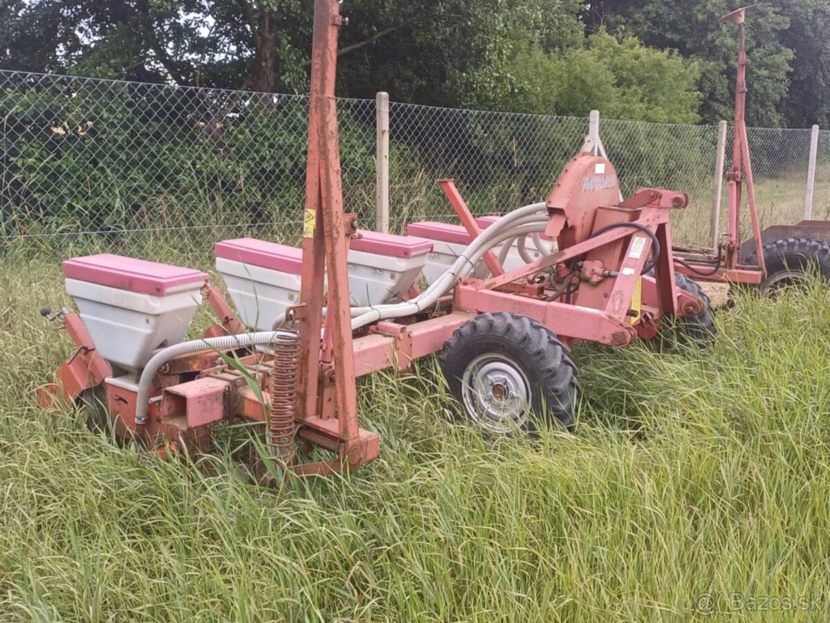 Predám poľnohospodársku techniku - 9