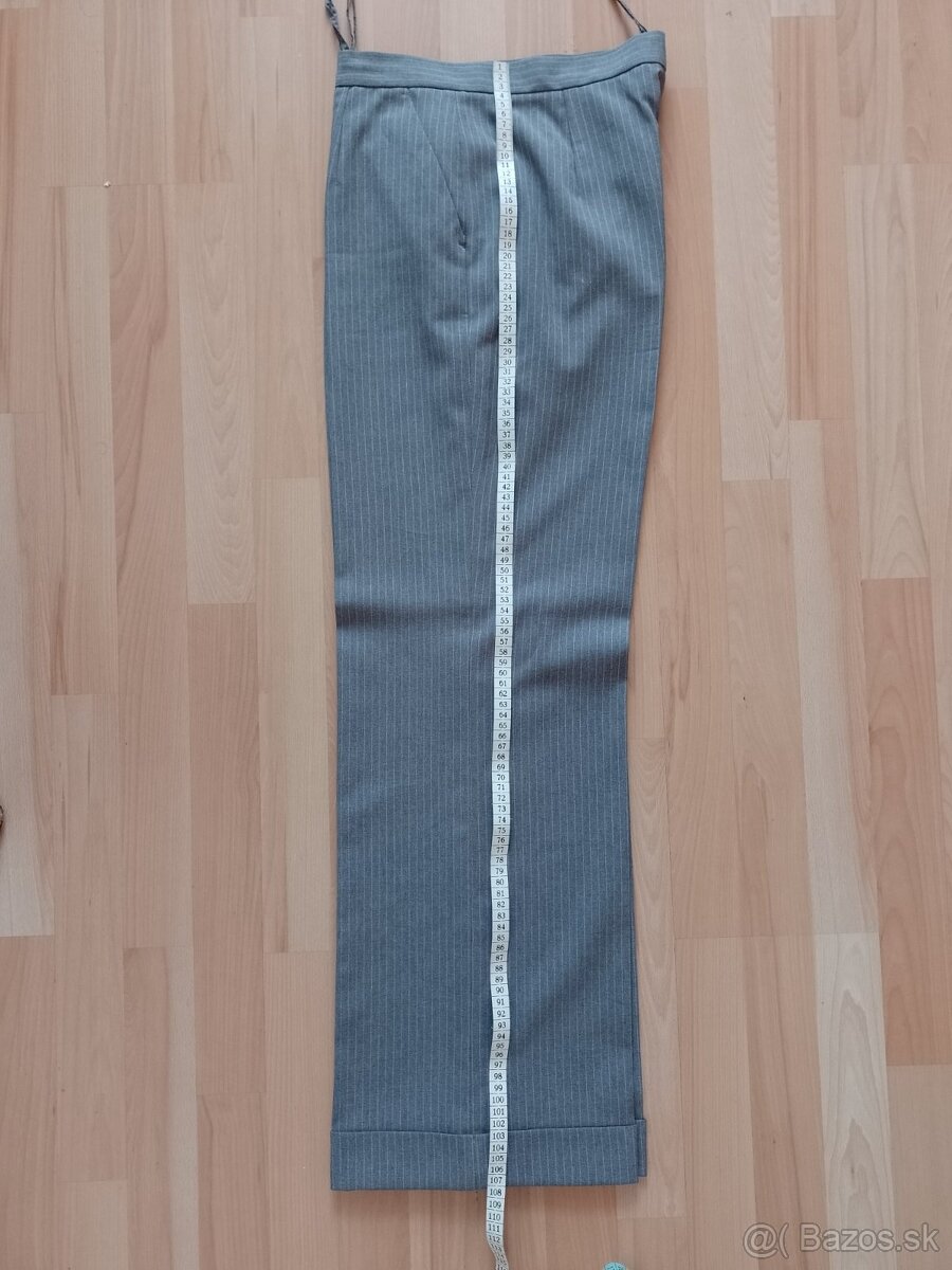 Dámsky luxusný kostým v.M - 9