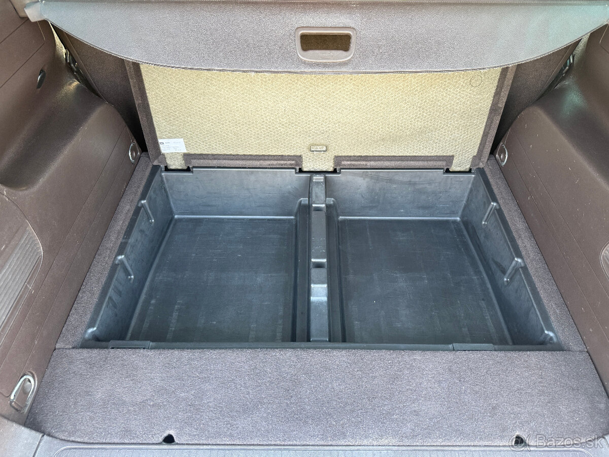 Predám Opel Zafira Tourer 2.0 CDTI 170k Cosmo AT6 - 9