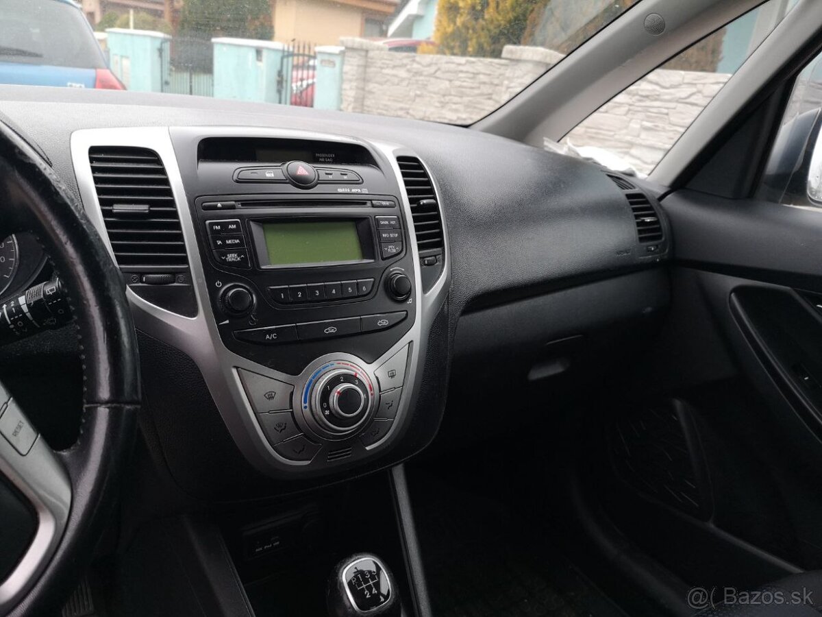 Hyundai ix20, benzín, 66kW, MT5 - 9