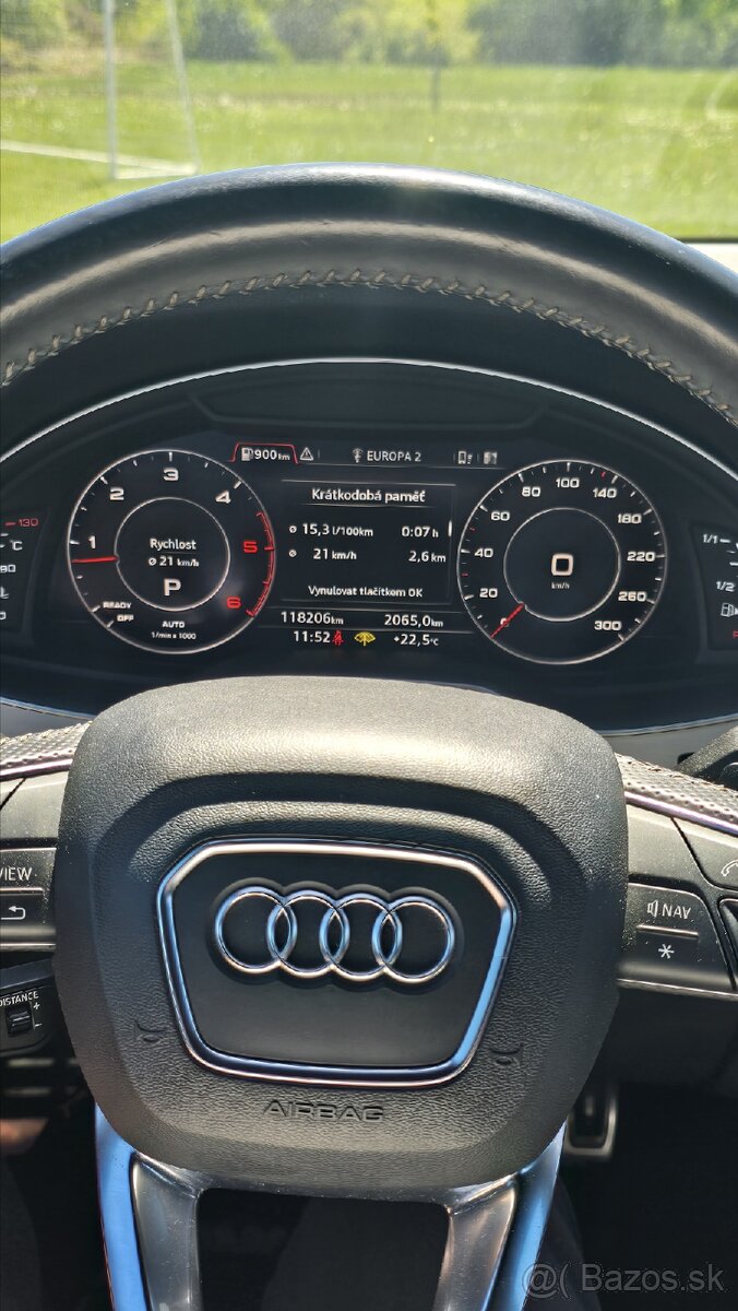 Audi Q7 - 9