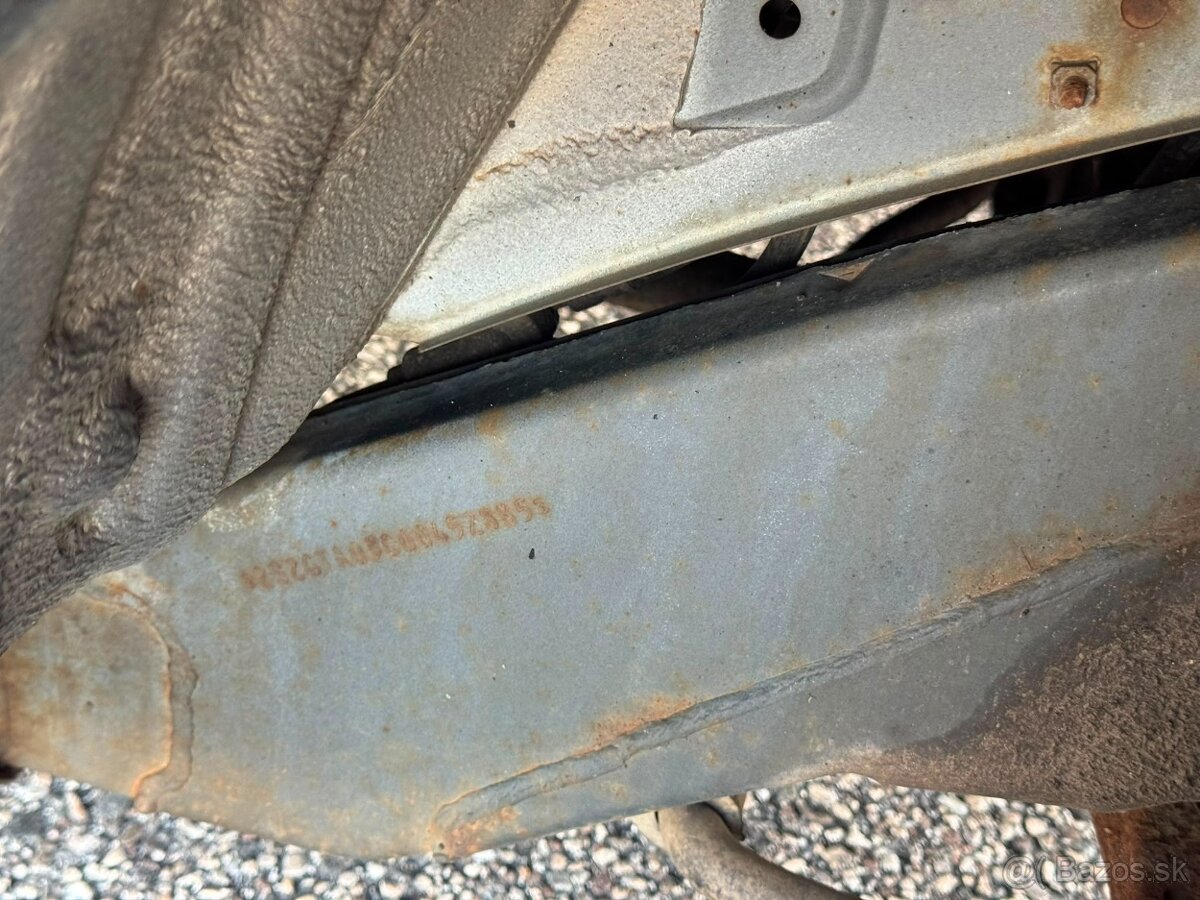 Suzuki Grand Vitara 1.6 - 9