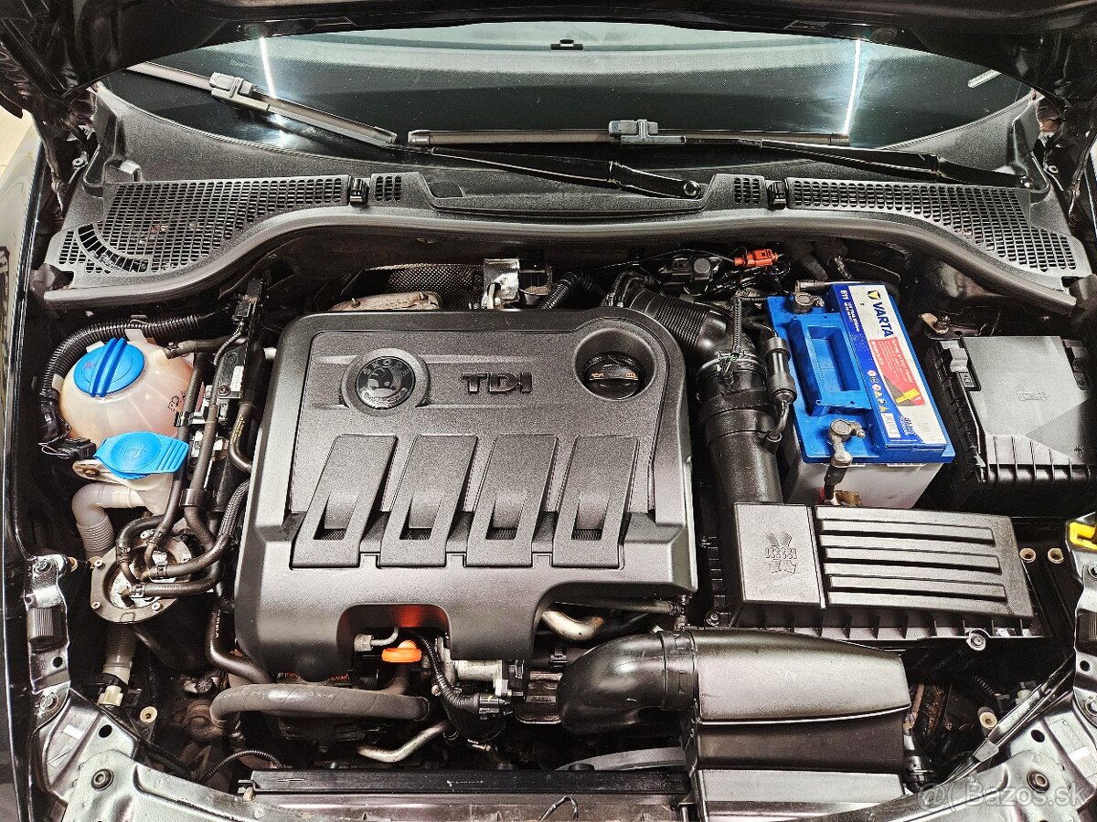 Škoda Octavia Combi 2.0 TDI CR DPF Elegance DSG - 9