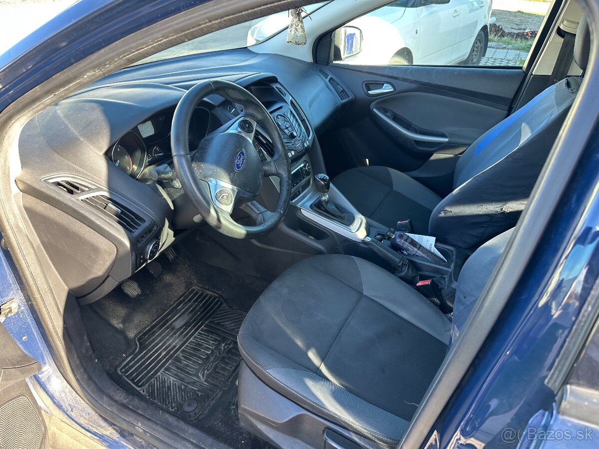Ford Focus - 9