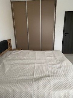 Prenajmem 2-izbový byt s parkovaním na Halalovke - 9