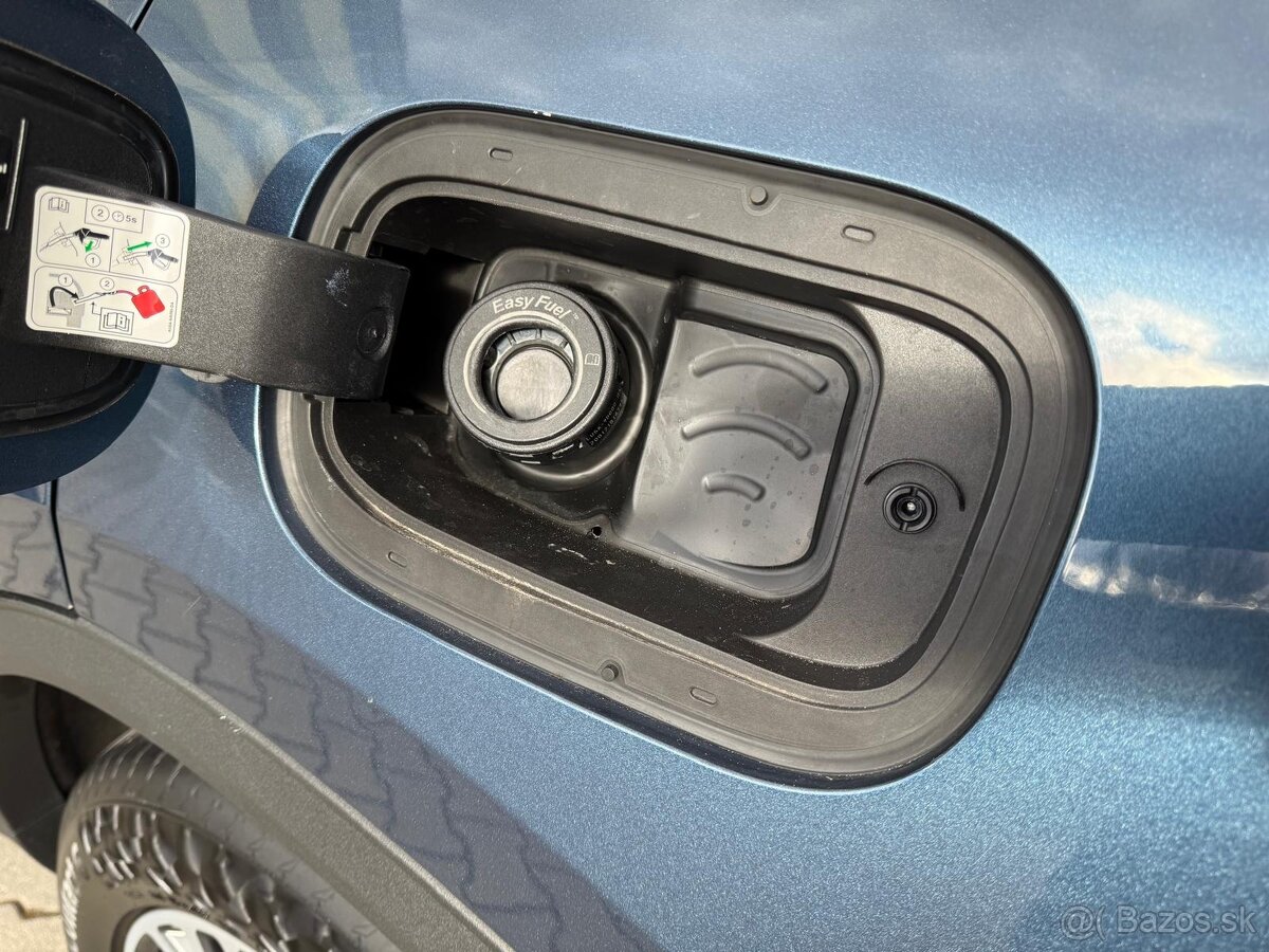 Ford Kuga 2.5 Duratec PHEV 225k Titanium X CVT
- 9